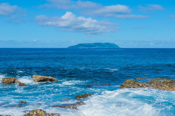 Which castles in Northumberland offer the best guided tours?